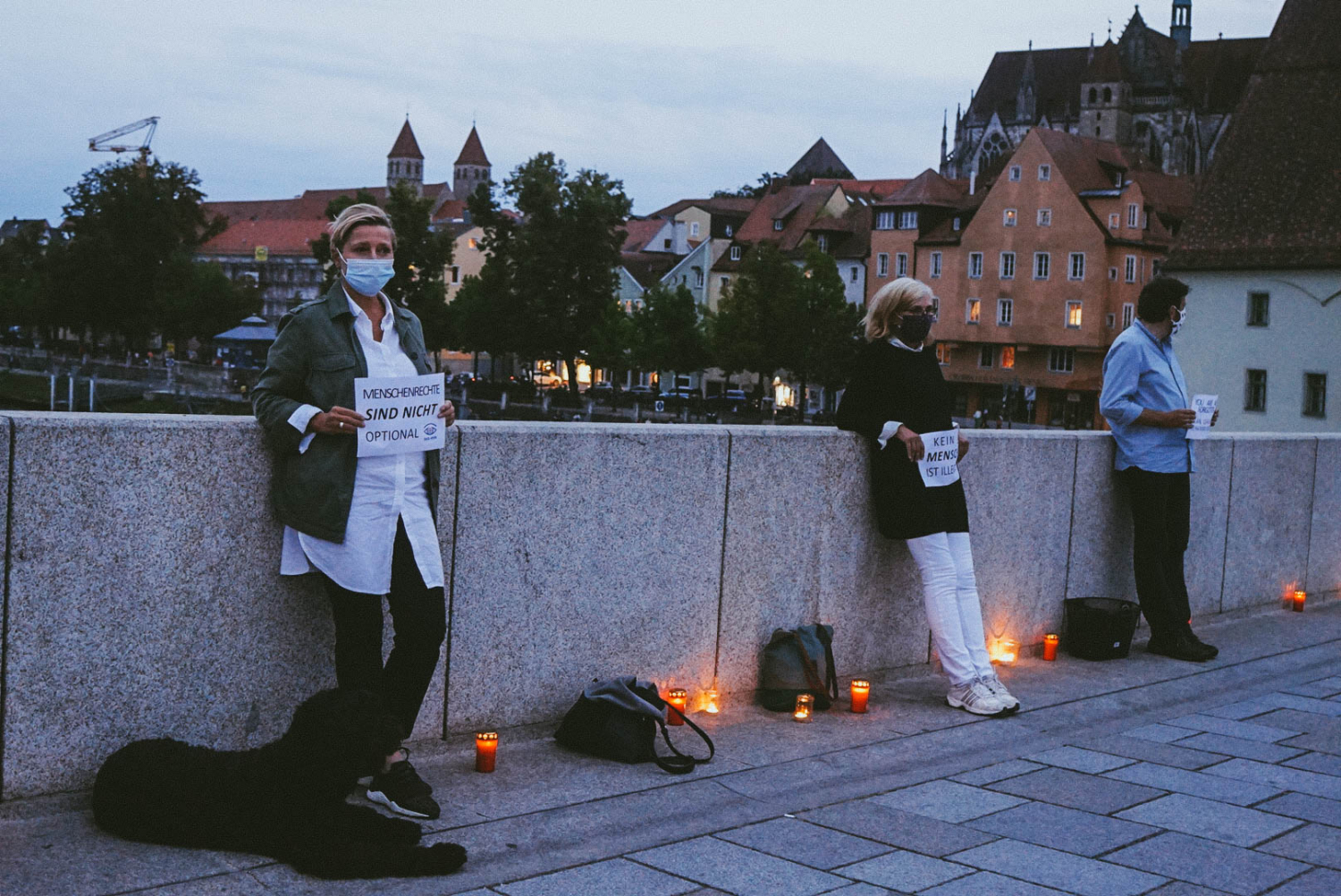 Mahnwache für die Familie Kurdi in Regensburg